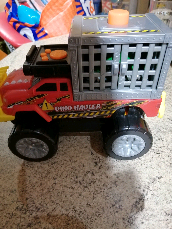dino hauler truck